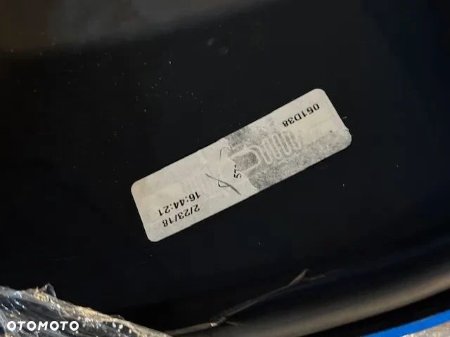 Pokrywy pokrywa górna kufra Harley Touring 14+ - 11