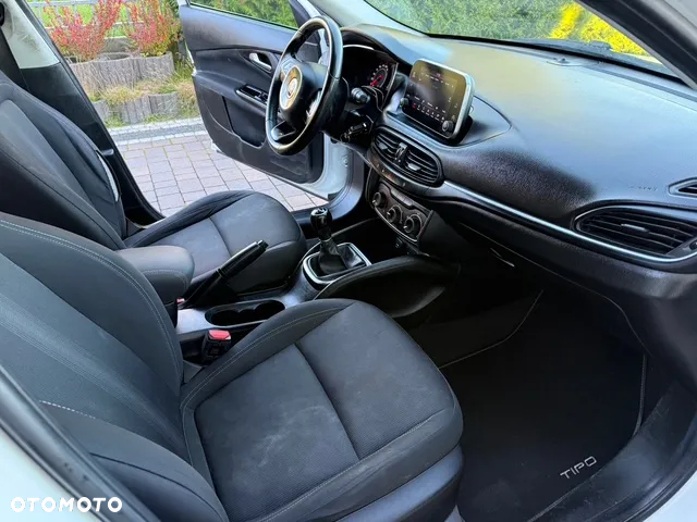 Fiat Tipo 1.3 MultiJet 16v Lounge - 10