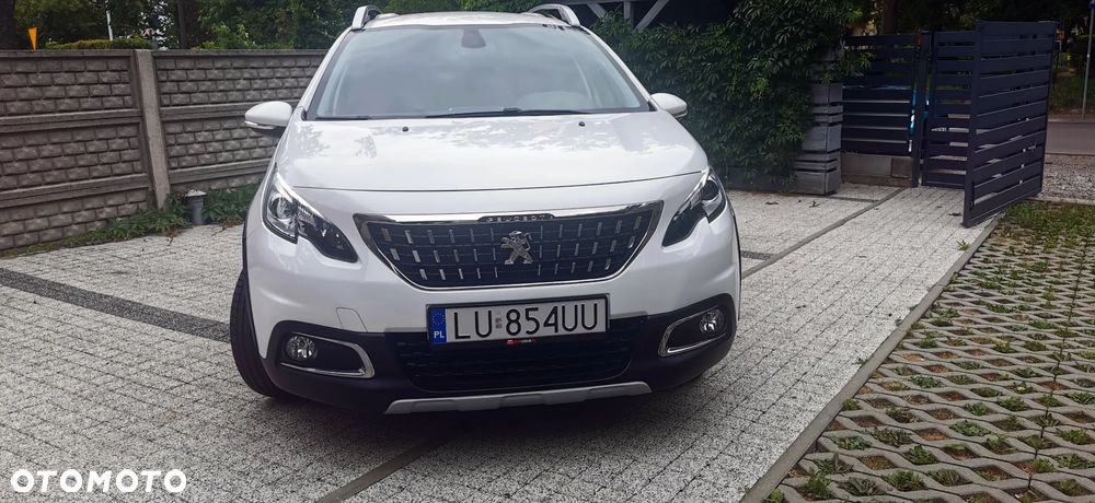 Peugeot 2008 1.2 Pure Tech Style S&S - 3