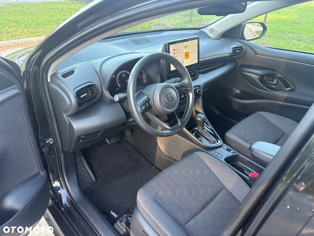 Toyota Yaris Hybrid 1.5 Executive - 12