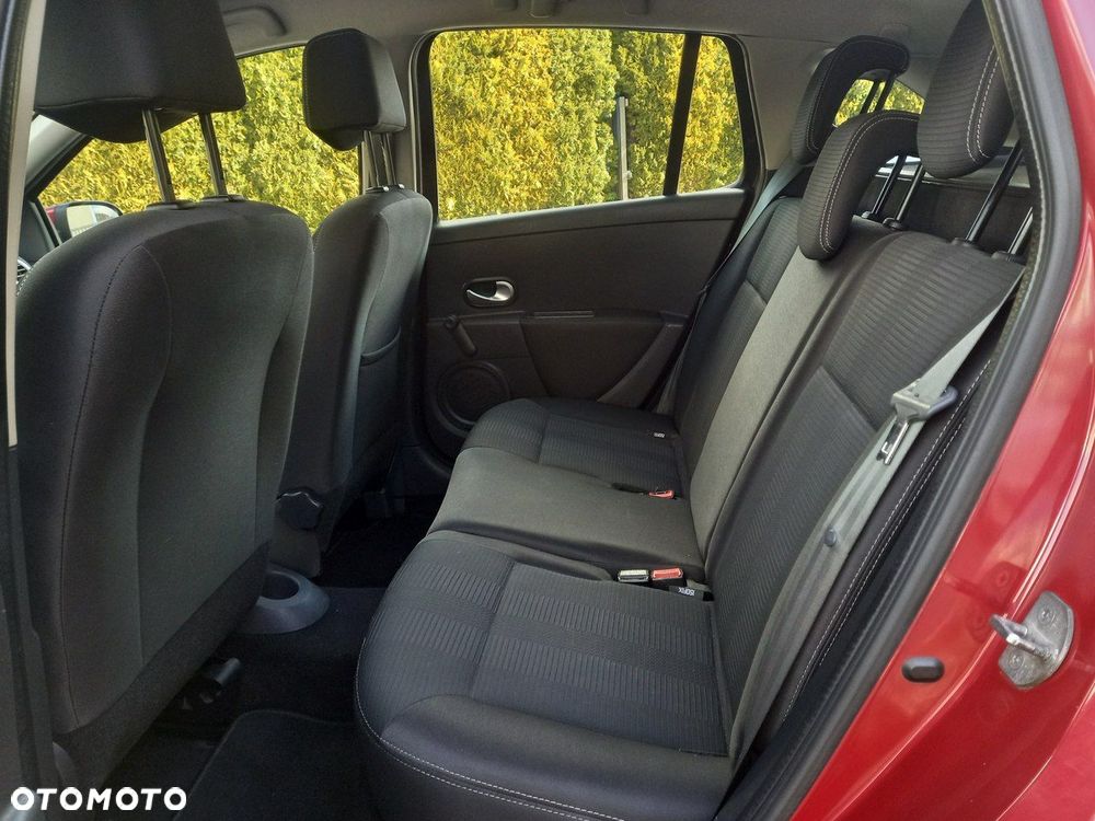 Renault Clio 1.2 16V Luxe Dynamique - 23