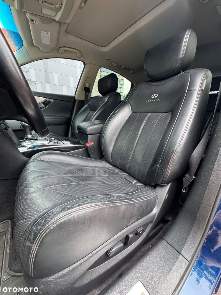 Infiniti FX FX30d AWD GT Premium - 9