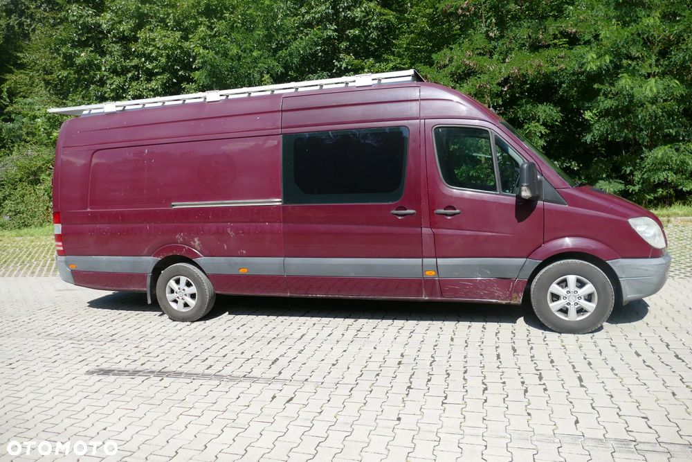 Mercedes-Benz Sprinter 319 - 3