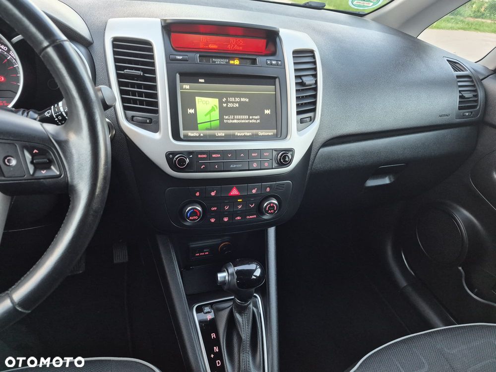 Kia Venga - 11