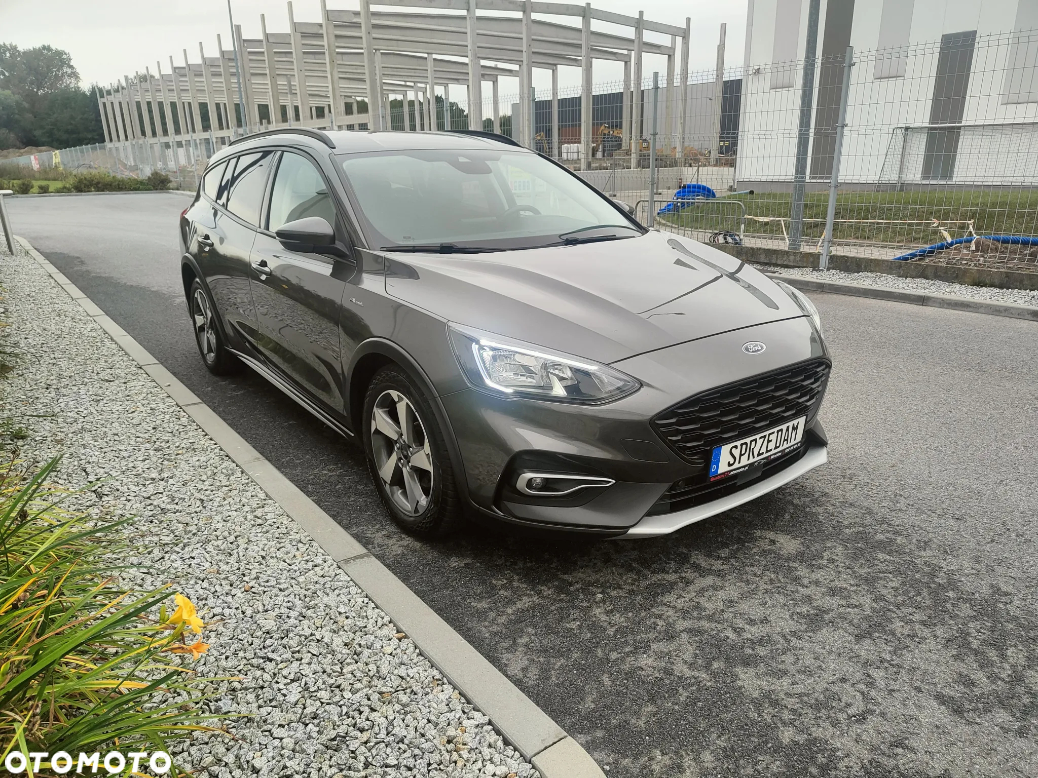 Ford Focus Turnier 1.5 EcoBlue Start-Stopp-System ACTIVE X - 2