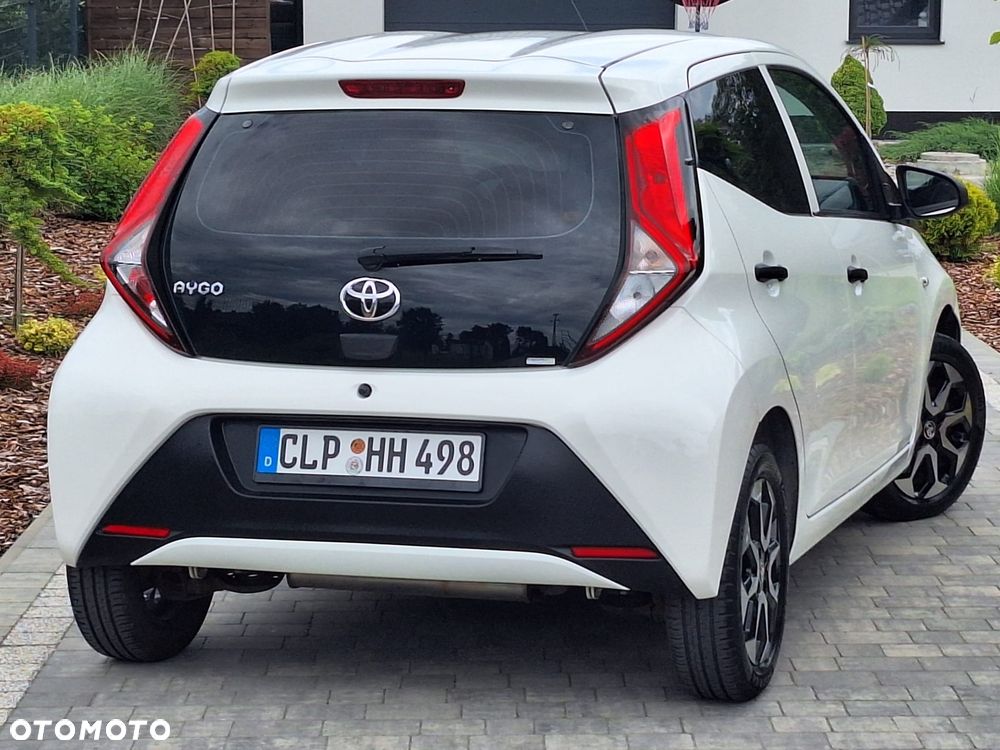 Toyota Aygo x-trend - 8