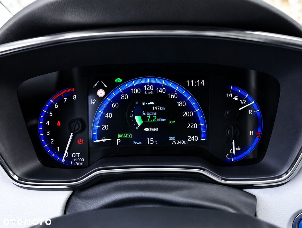 Toyota Corolla 2.0 Hybrid Executive - 26