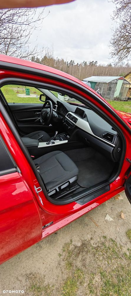 BMW Seria 3 318d - 7