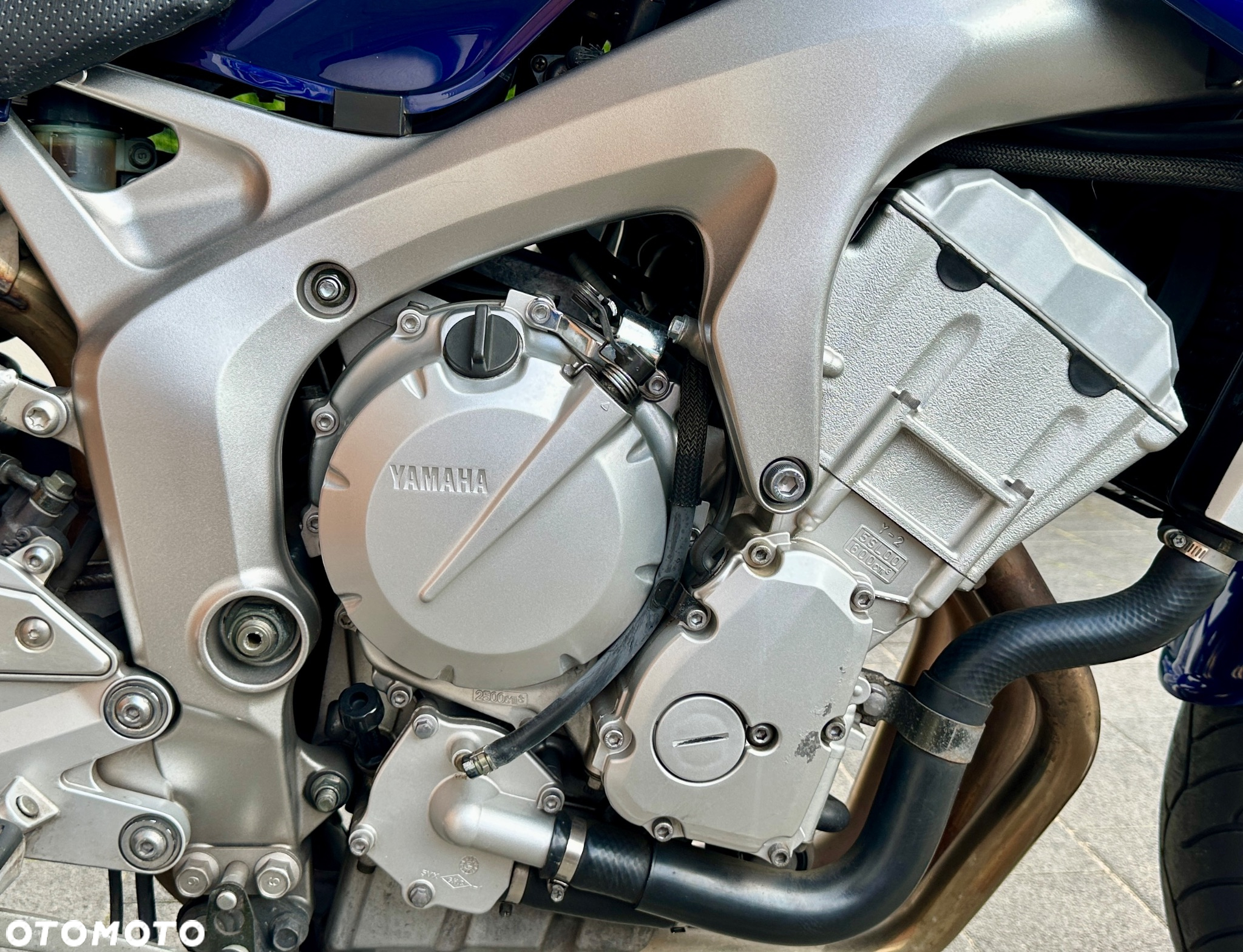 Yamaha FZ6 - 11