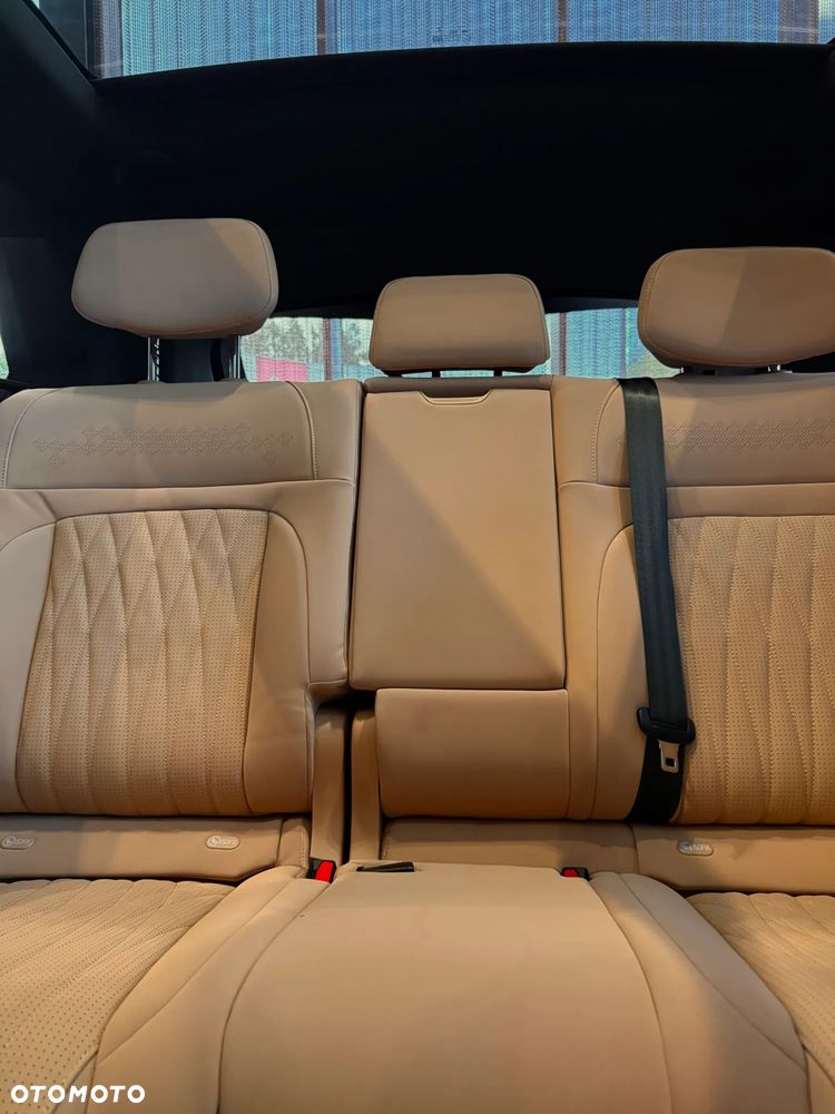 Exlantix ET 100kWh Premium AWD - 26