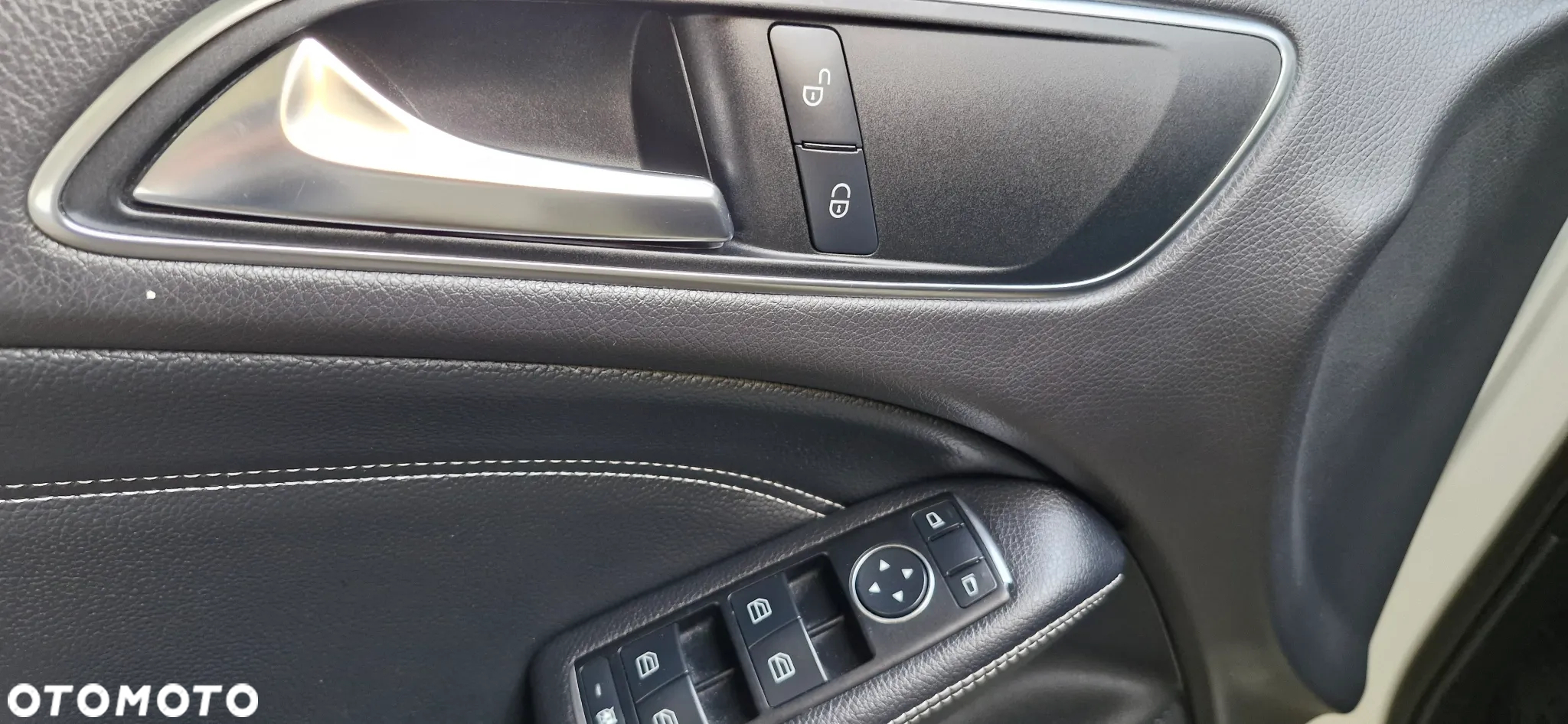 Mercedes-Benz Klasa B 180 CDI (BlueEFFICIENCY) - 15