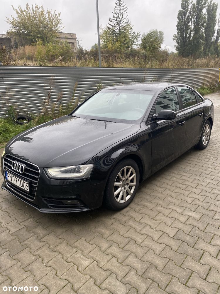 Audi A4 Limousine