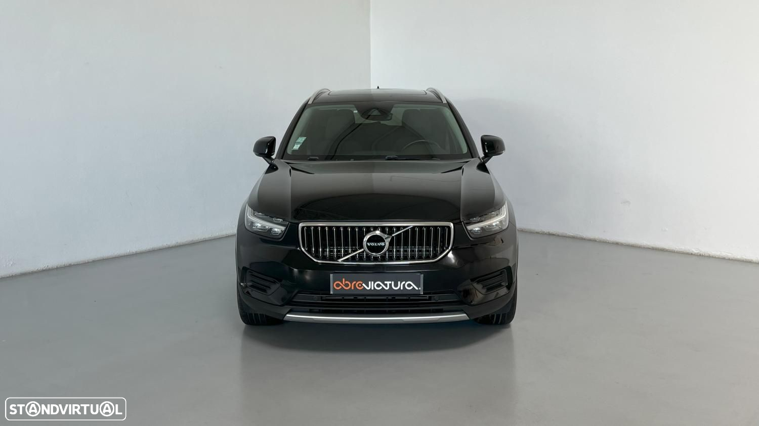 Volvo XC 40 1.5 T5 PHEV Momentum Plus - 2