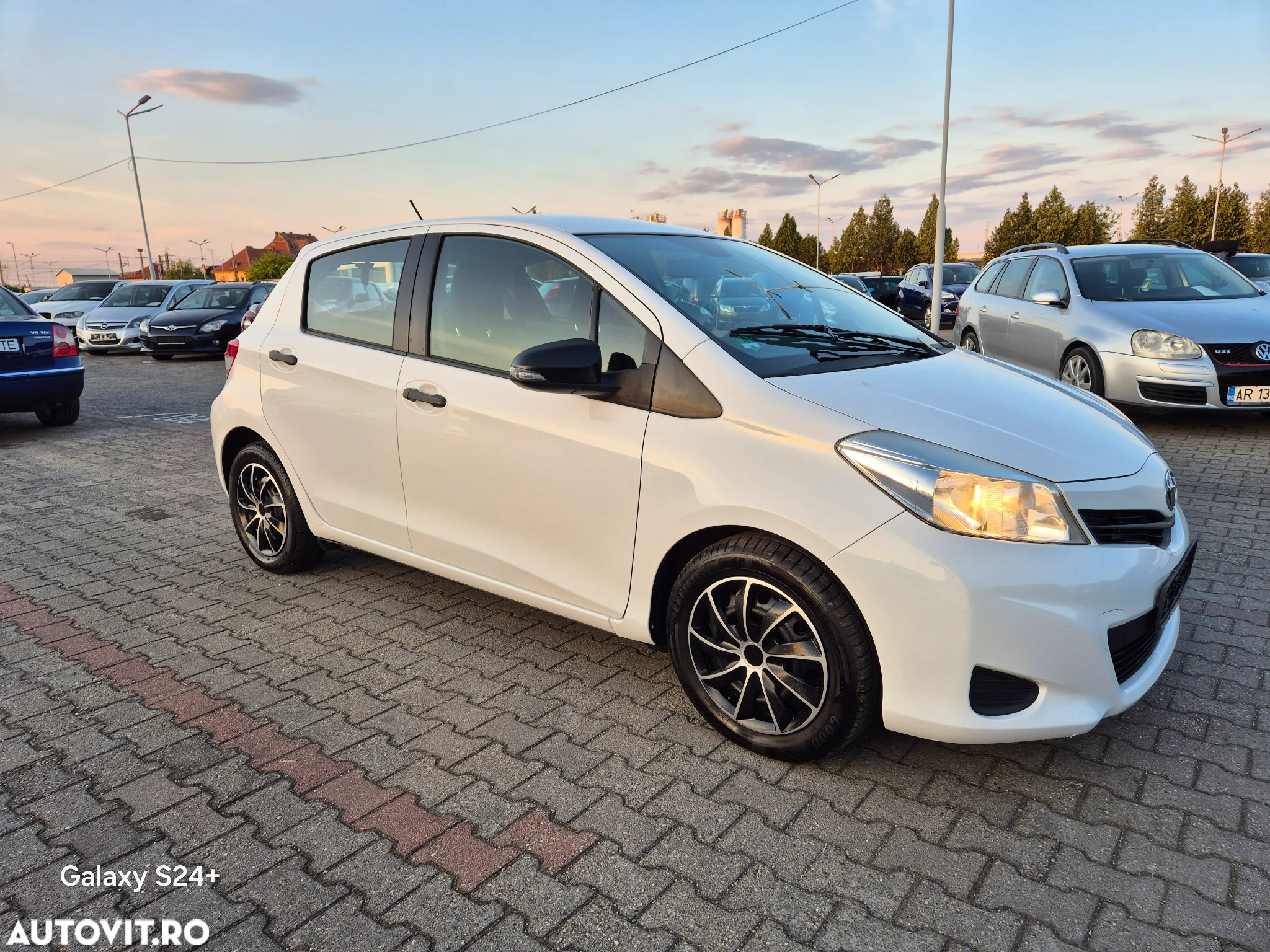 Toyota Yaris 1.4 D-4D Comfort - 3