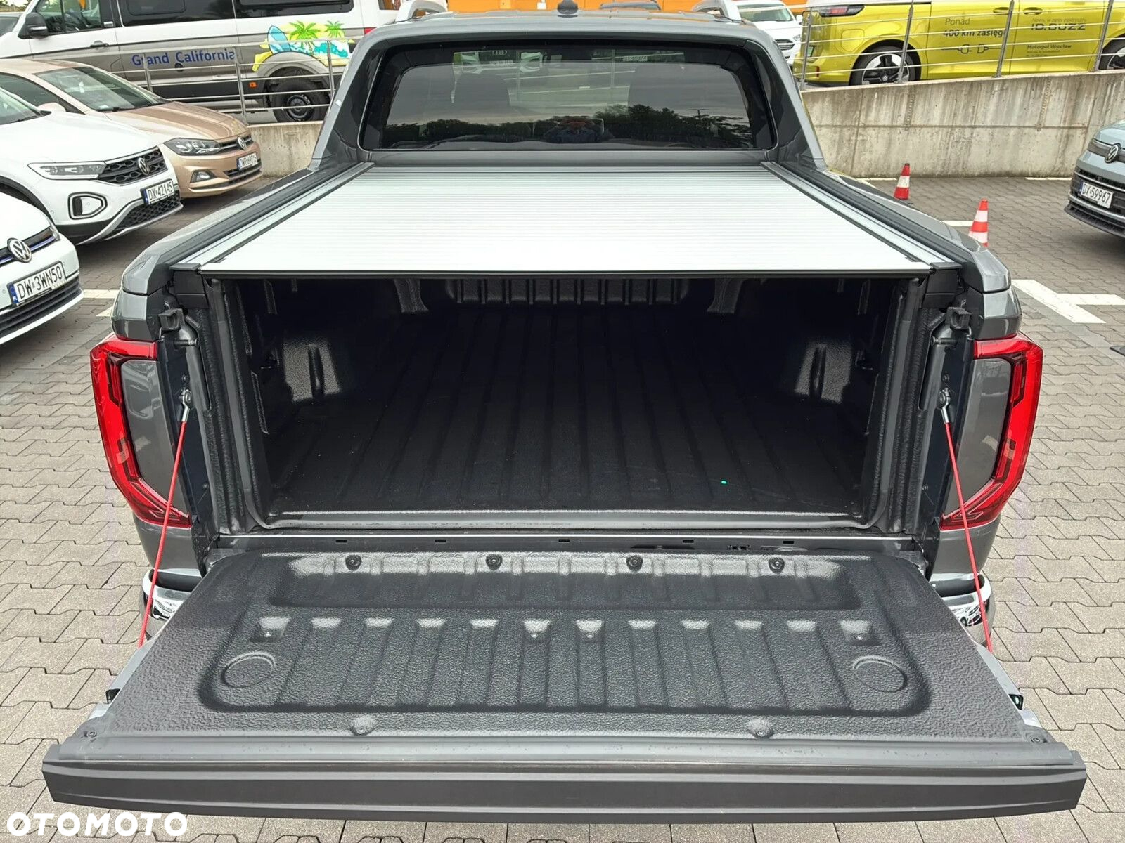 Volkswagen Amarok 3.0 V6 TDI 4Mot Aventura - 9