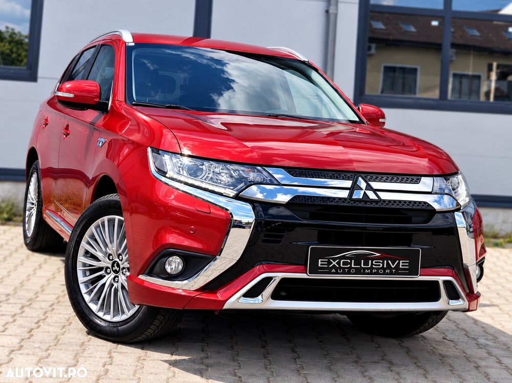 Mitsubishi Outlander - 1