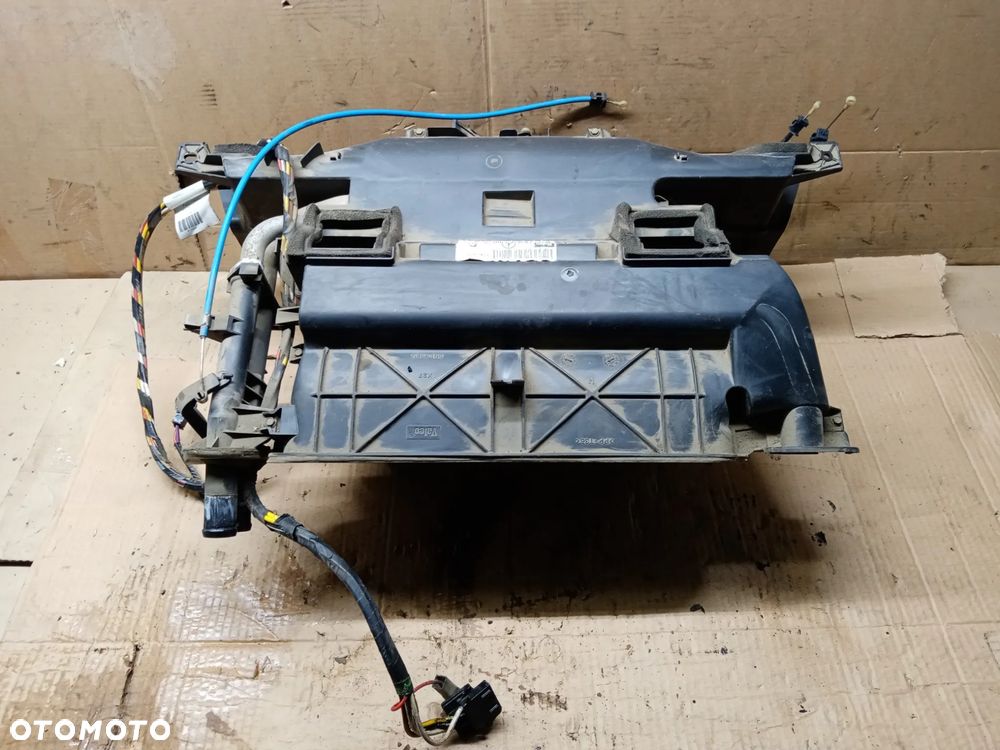 Nagrzewnica dmuchawa powietrza Mercedes Sprinter 901 A9018300461 - 1