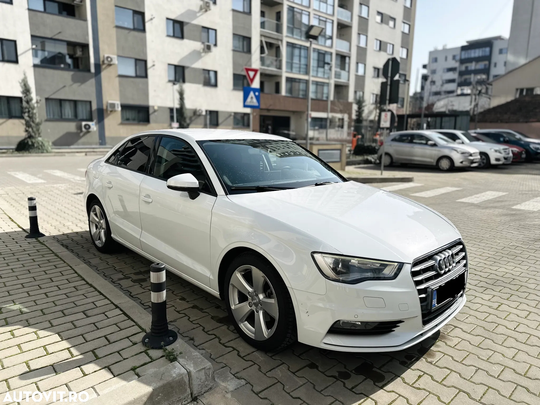 Audi A3 2.0 TDI Limousine S tronic Attraction - 2