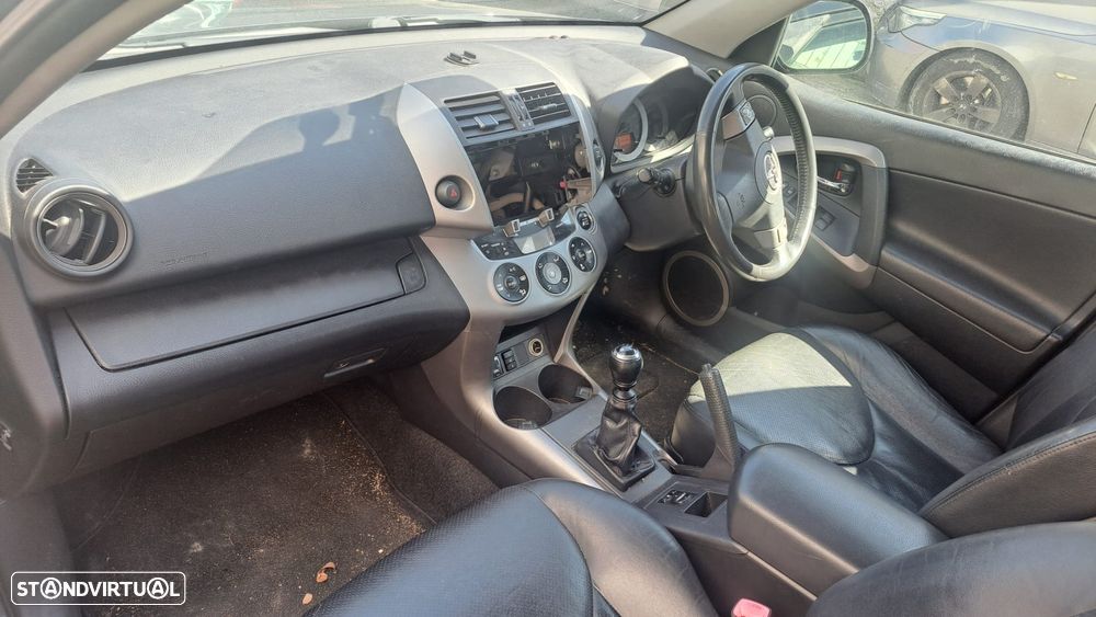 Toyota RAV4 XT5 2.2 D-4D - PARA PEÇAS - 7