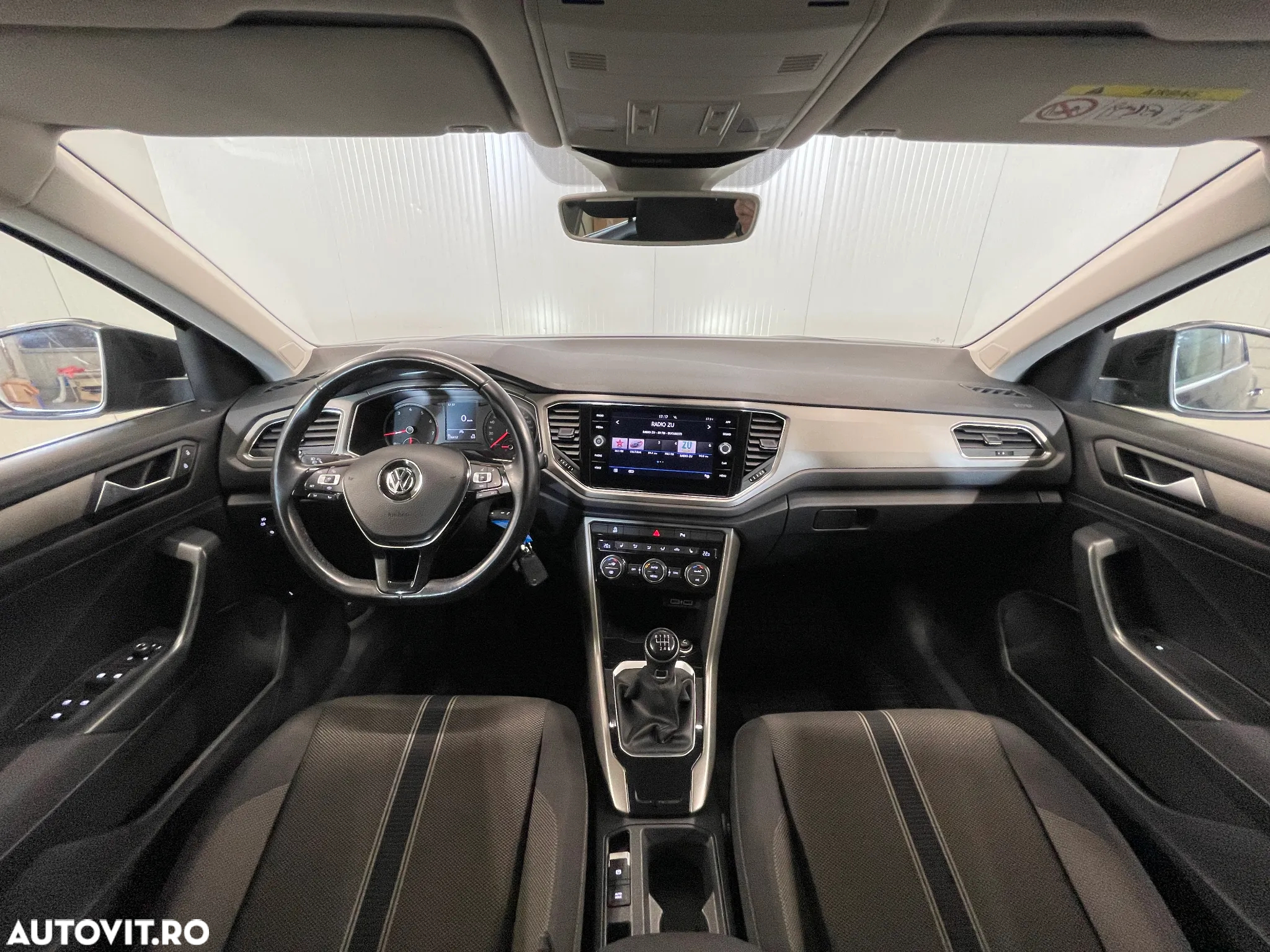 Volkswagen T-ROC 1.0 TSI Design - 7