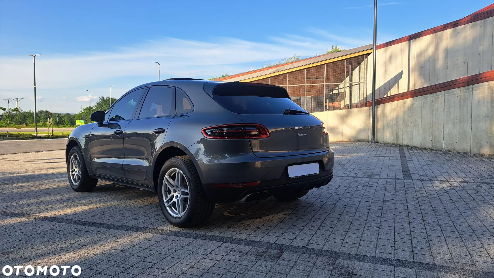 Porsche Macan - 12