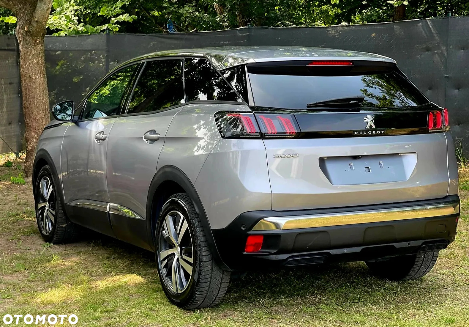 Peugeot 3008 PureTech 130 Stop & Start GPF EAT8 Allure Pack - 4