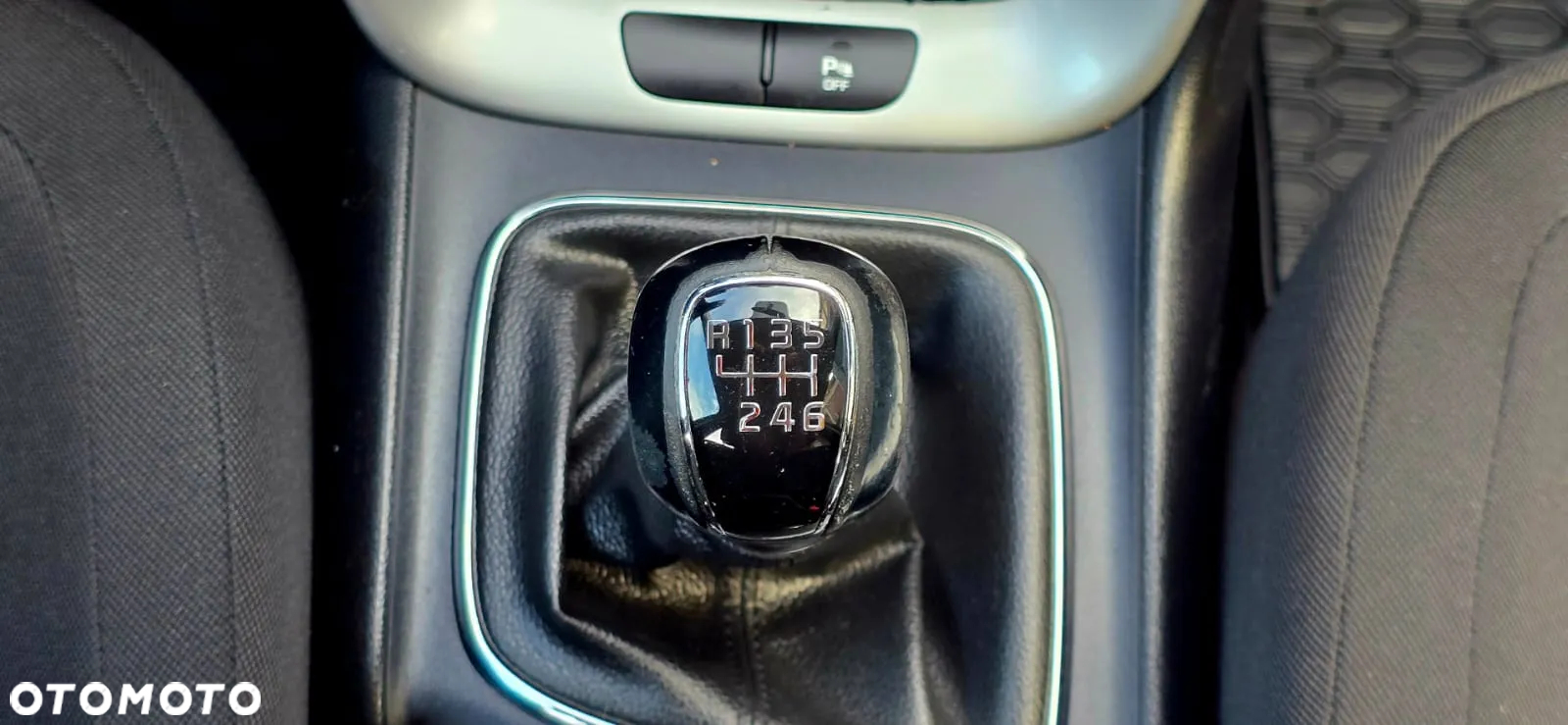 Kia Ceed 1.4 CRDi 90 Vision - 27