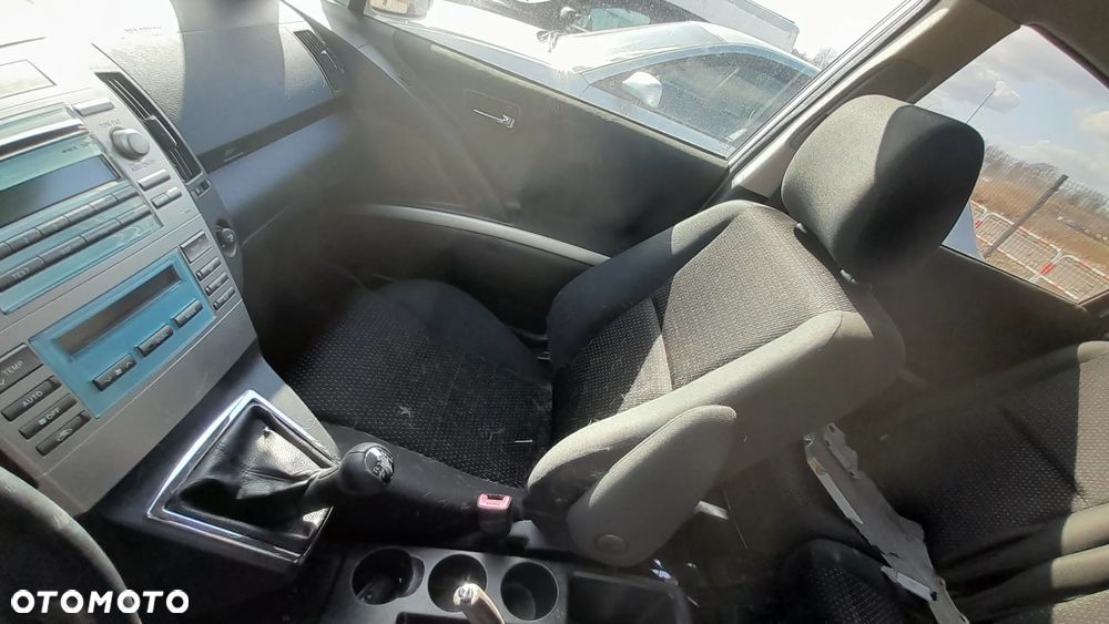 TOYOTA COROLLA VERSO II LIFT FOTEL PODŁOKIETNIK PRAWY PASAŻERA PRZÓD PRZEDNI nr. 24/3