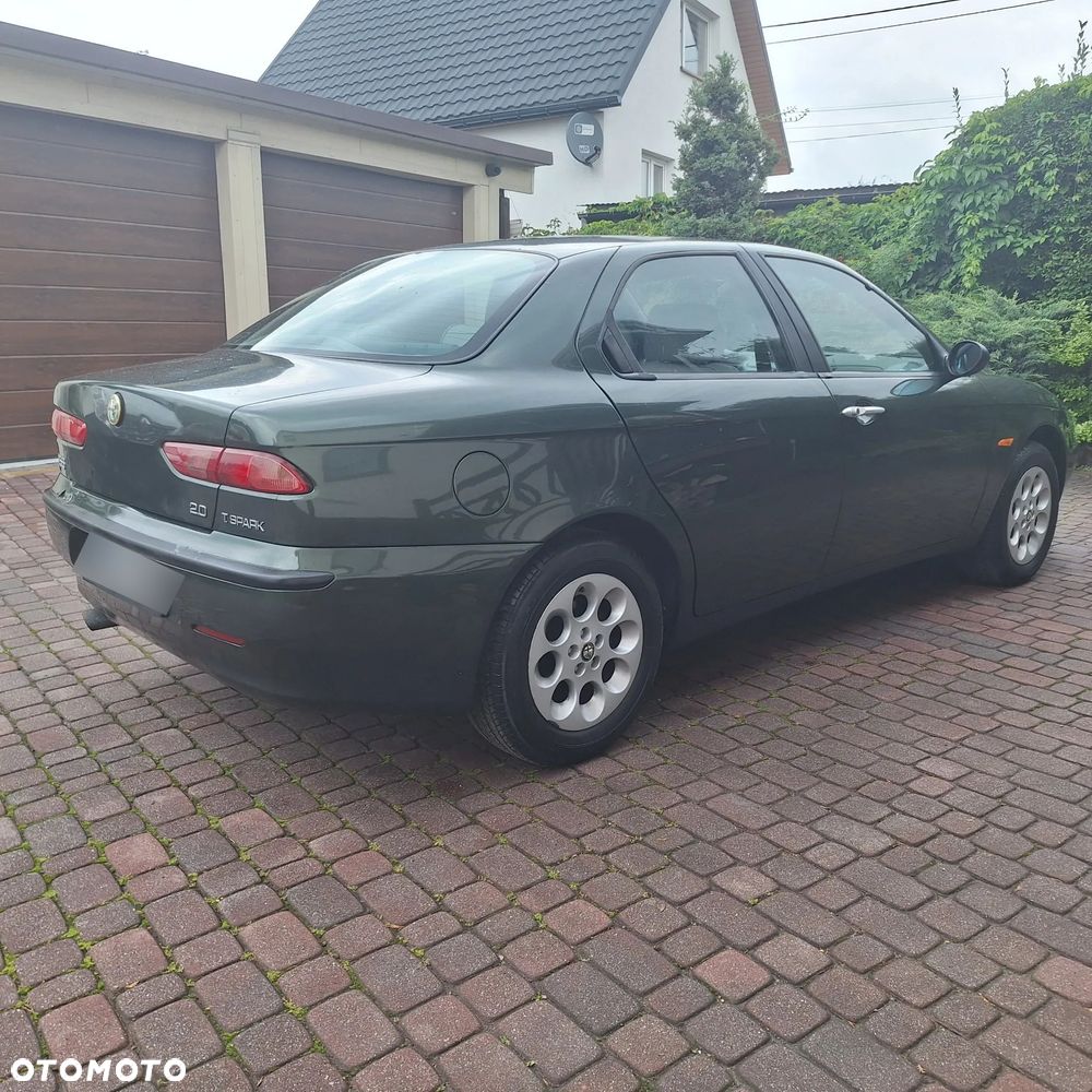 Alfa Romeo 156 2.0 TSpark 16v - 5