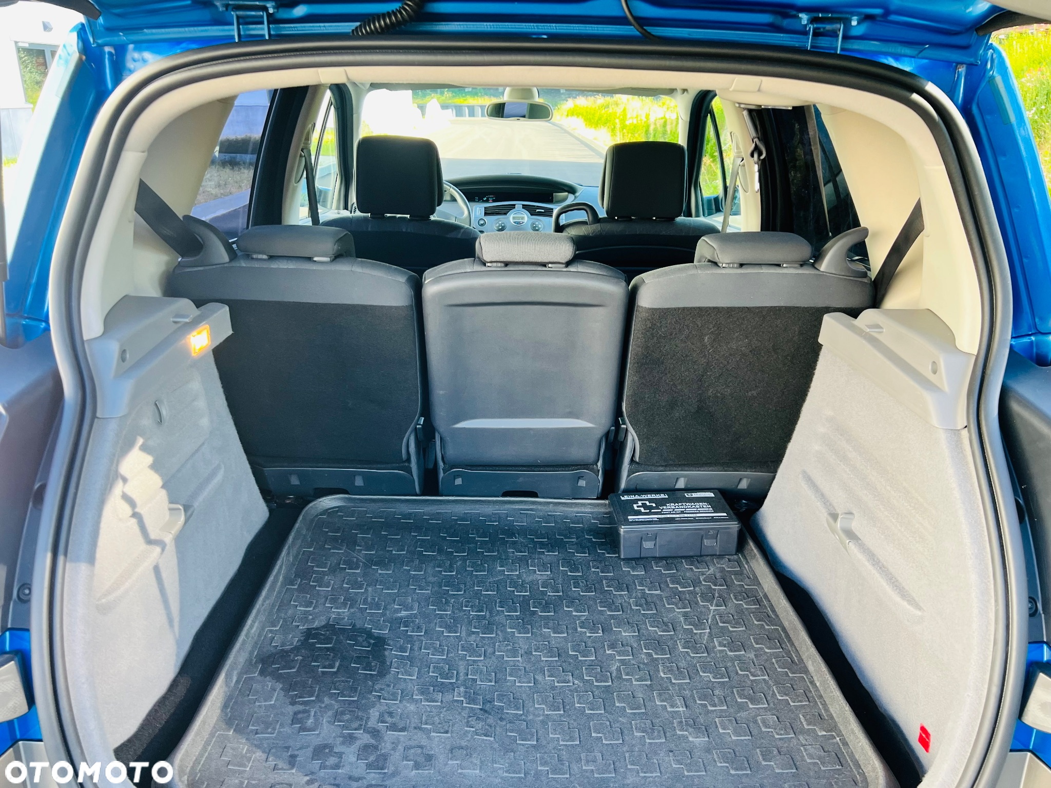 Renault Scenic 1.6 16V 110 Dynamique - 27