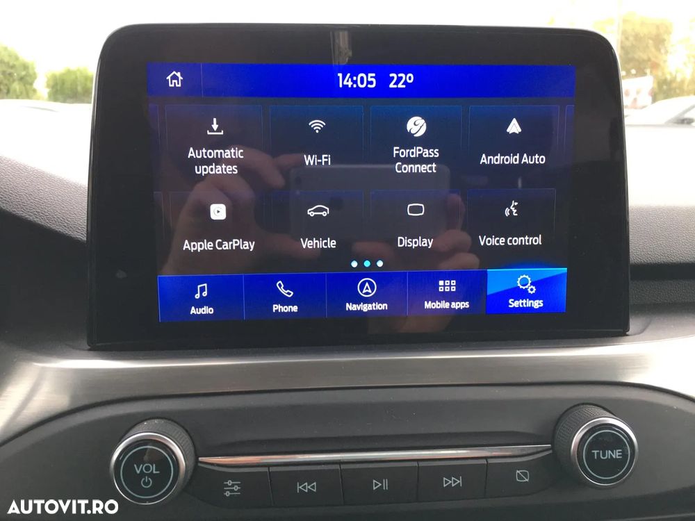 Ford Focus Turnier 1.5 EcoBlue Start-Stopp-System TITANIUM DESIGN - 36