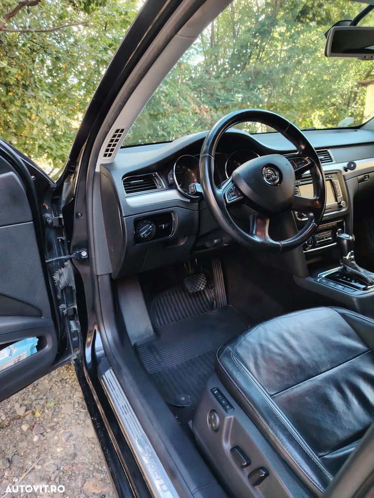 Skoda Superb 2.0 TDI Elegance - 13