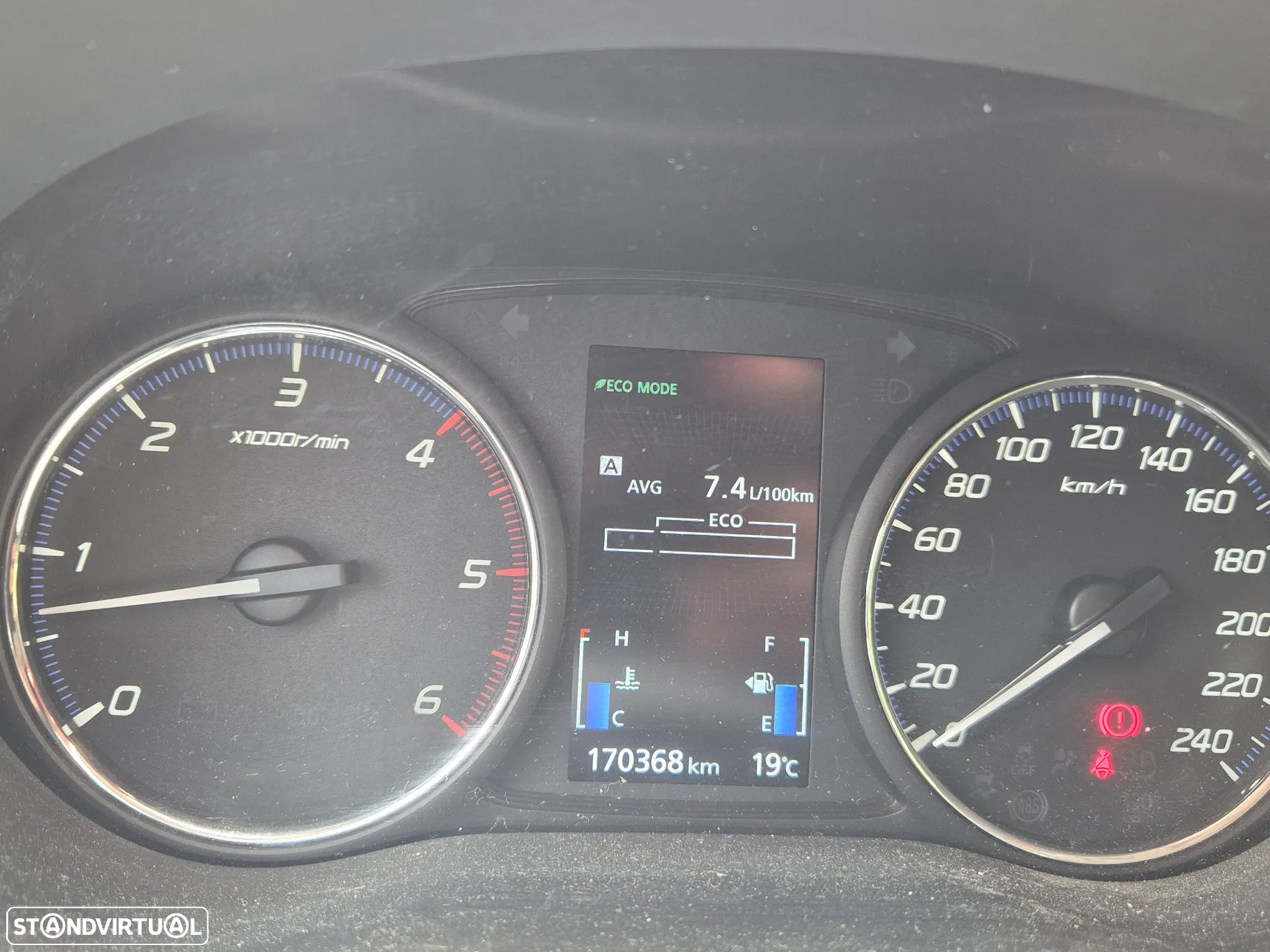 Mitsubishi Outlander 2.2 DI-D Intense - 6