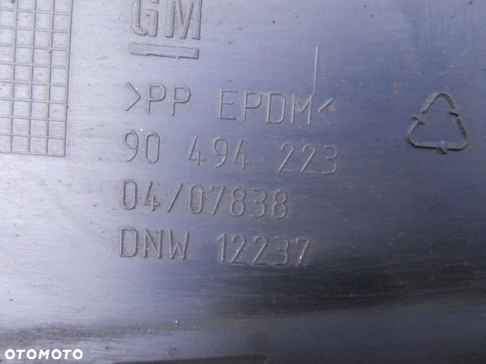 Opel omega B sedan zaślepka zderzaka tył 90494223 - 3