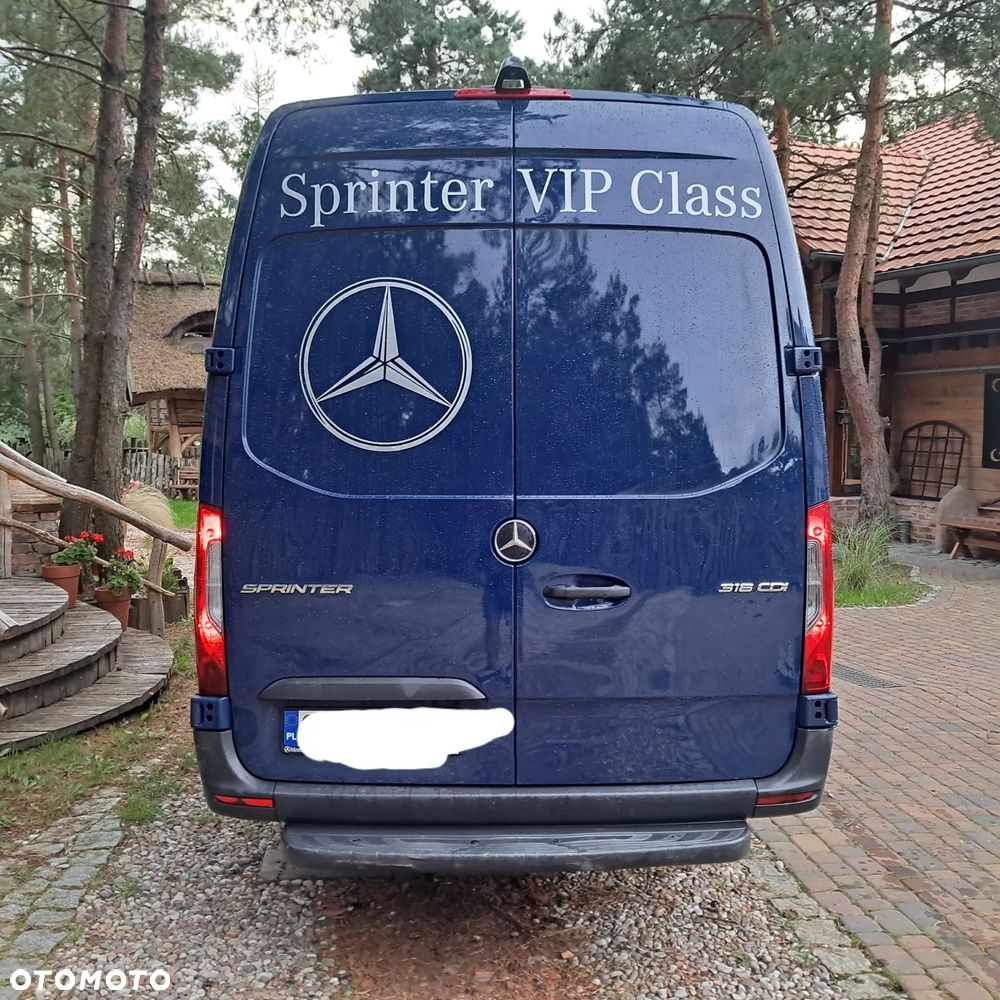 Mercedes-Benz Sprinter - 6