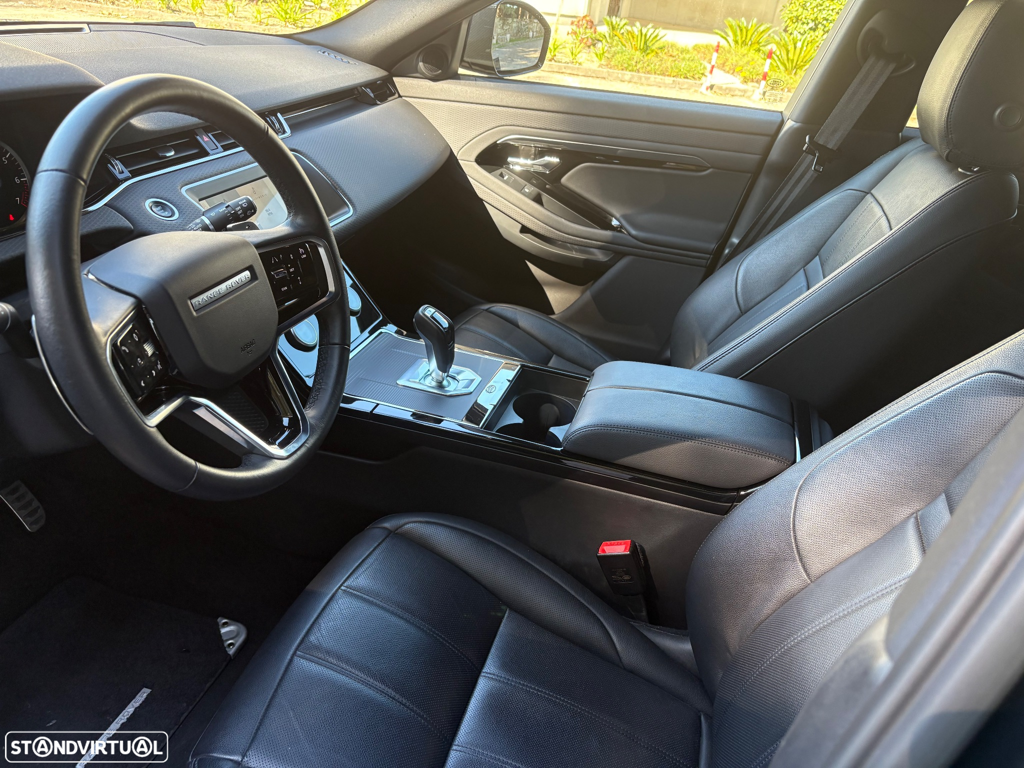 Land Rover Range Rover Evoque P300e S - 9