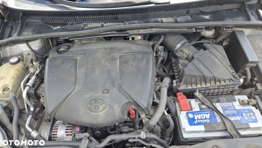 Toyota Avensis 2.0 D-4D Prestige - 18