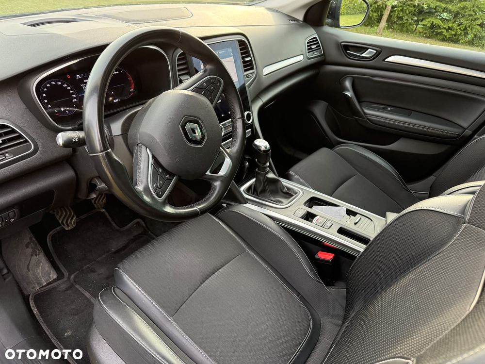 Renault Megane 1.5 Blue dCi Intens - 13