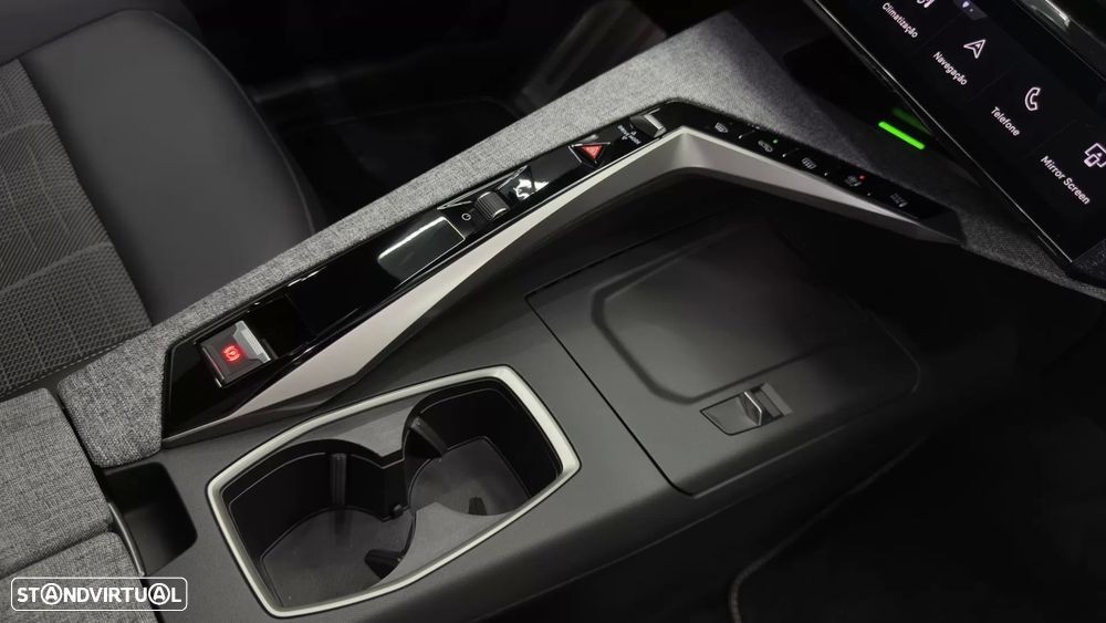 Peugeot E-3008 73 kWh GT - 18