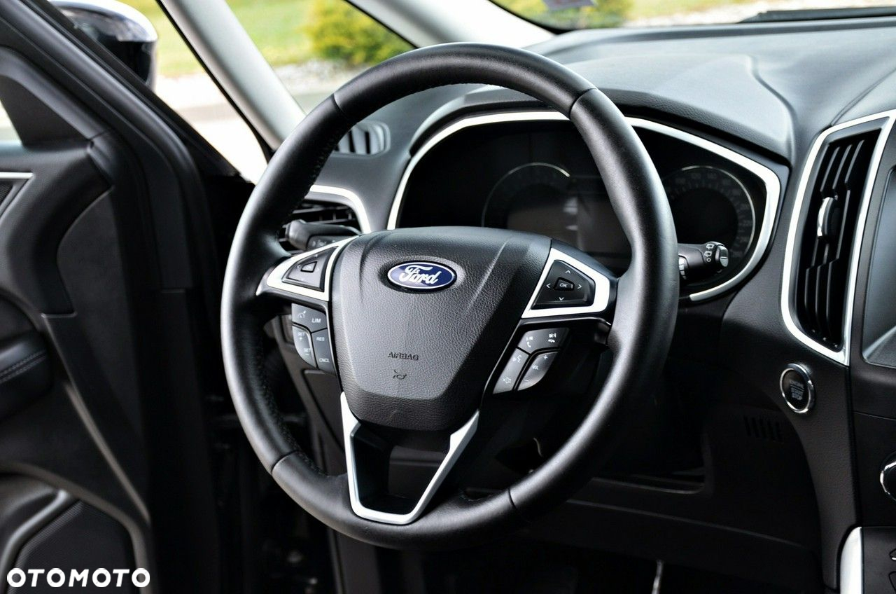 Ford S-Max - 20