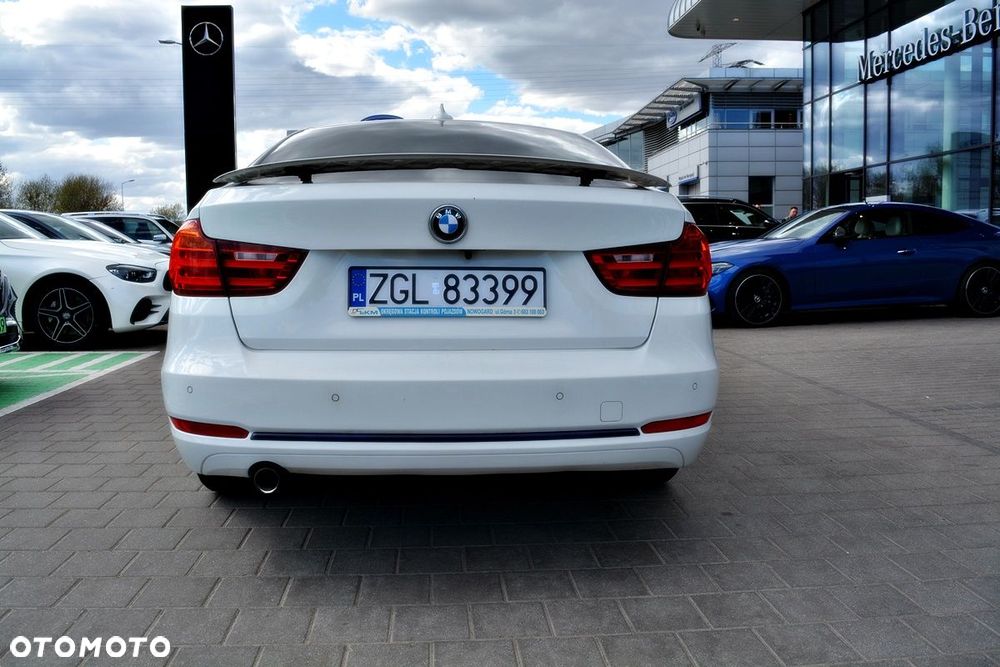 BMW 3GT 318d Modern Line - 18