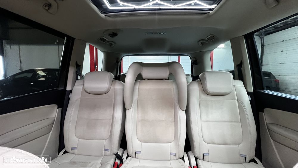 VW Sharan 2.0 TDI Blue Highline DSG - 43