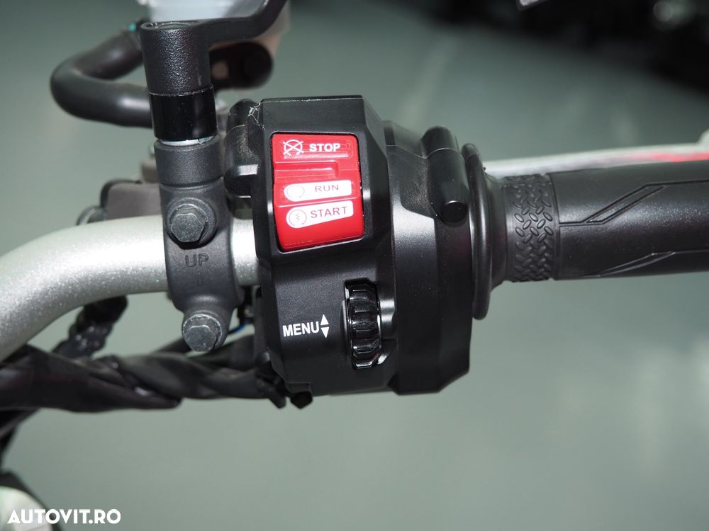 Yamaha MT-09 - 9