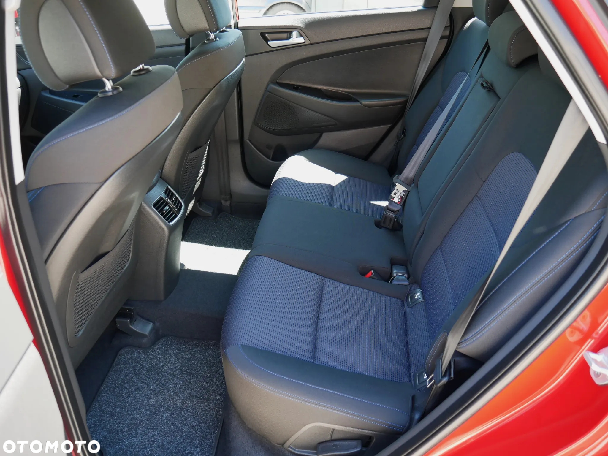 Hyundai Tucson 1.7 CRDI BlueDrive Style 2WD DCT - 25