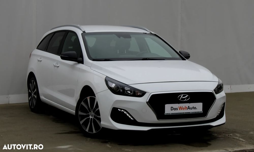 Hyundai i30 Kombi 1.6 CRDI DCT Select - 16