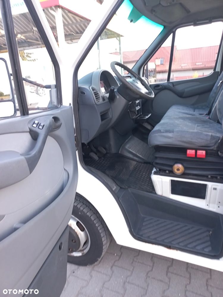Mercedes-Benz Sprinter 416 CDI. 2,7 DMC 3500 - 11