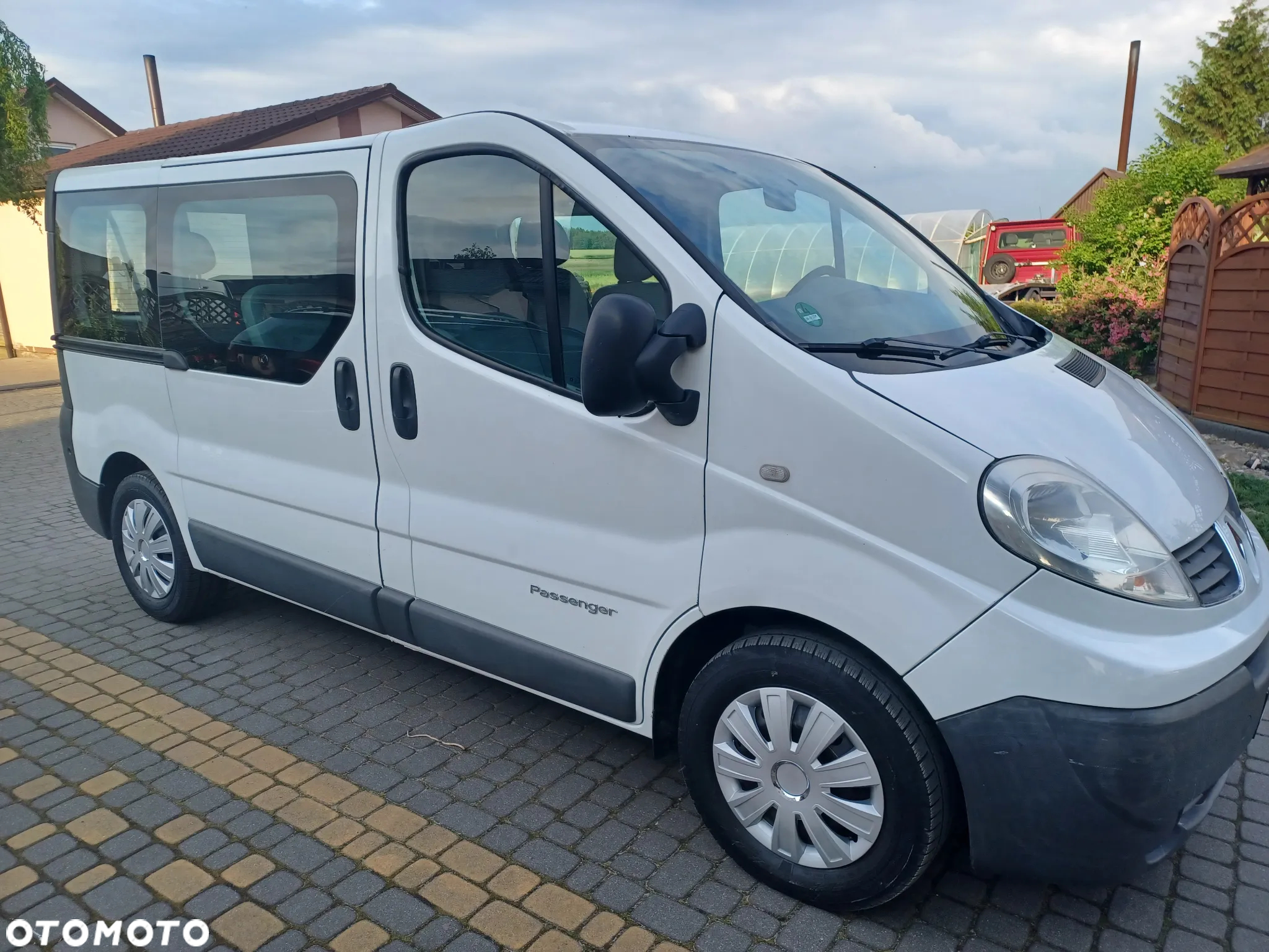 Renault Trafic 2.0 dCi 115 Passenger Expression - 11