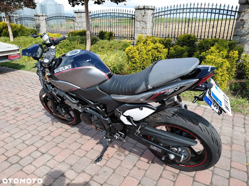 Suzuki SV - 4