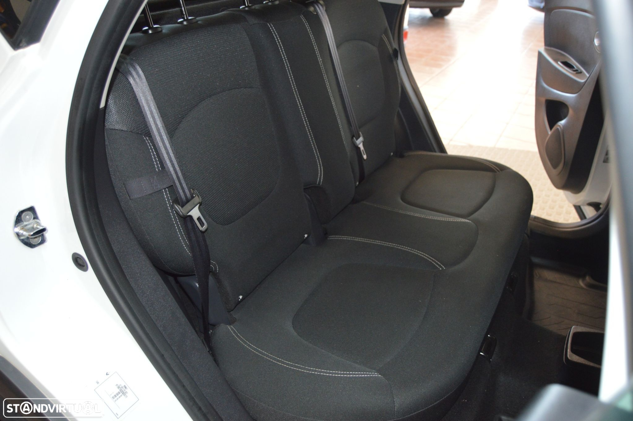 Renault Captur 0.9 TCE Exclusive - 37
