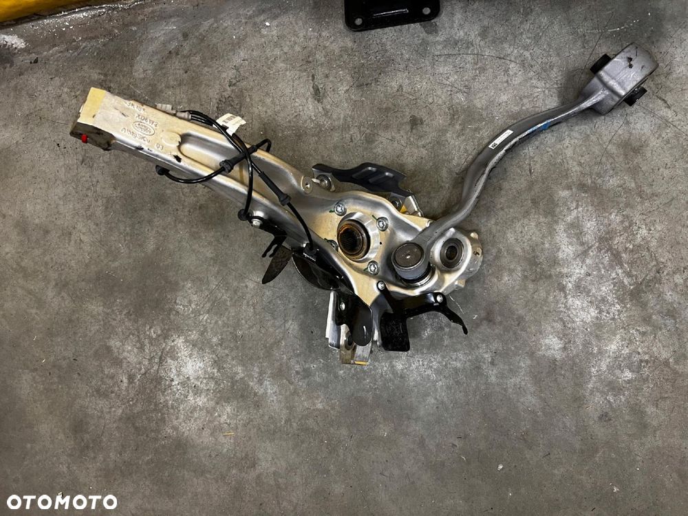 ZWROTNICA PIASTA CZUJNIK ABS PRZÓD PRAWY LAND ROVER DEFENDER II L663 - 4